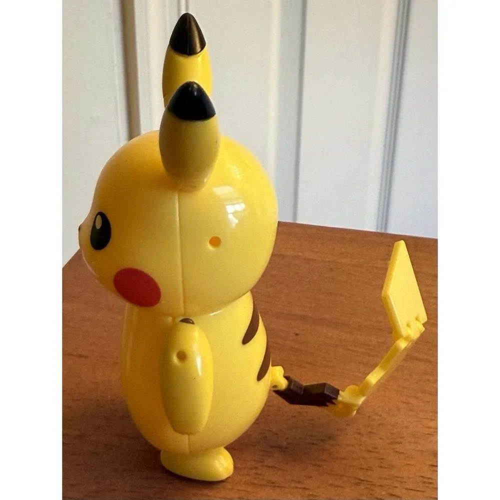 Pokemon Collectors Yellow Toy‎ 4.5
